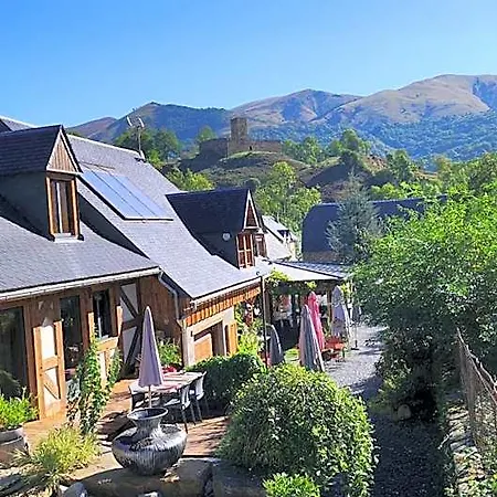 L' Du Chateau Hotel